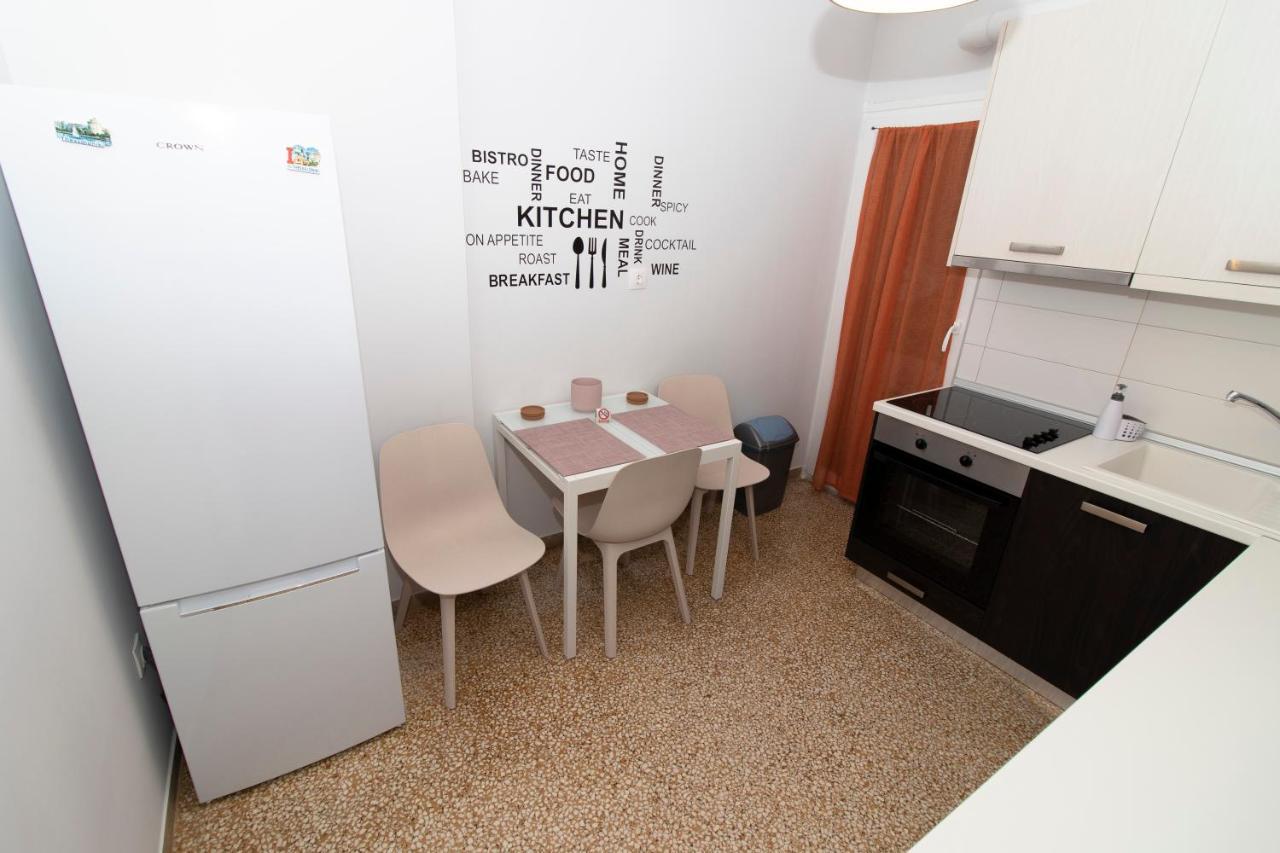 Large, Sunny, Modern Apartment Fully Renovated, Next To Agia Sofia سالونيك المظهر الخارجي الصورة